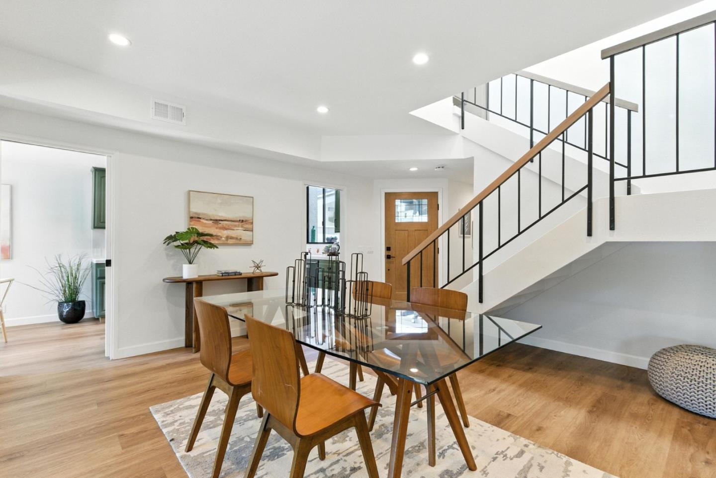 Detail Gallery Image 9 of 76 For 588 Marlin Ct, Redwood City,  CA 94065 - 2 Beds | 2/1 Baths