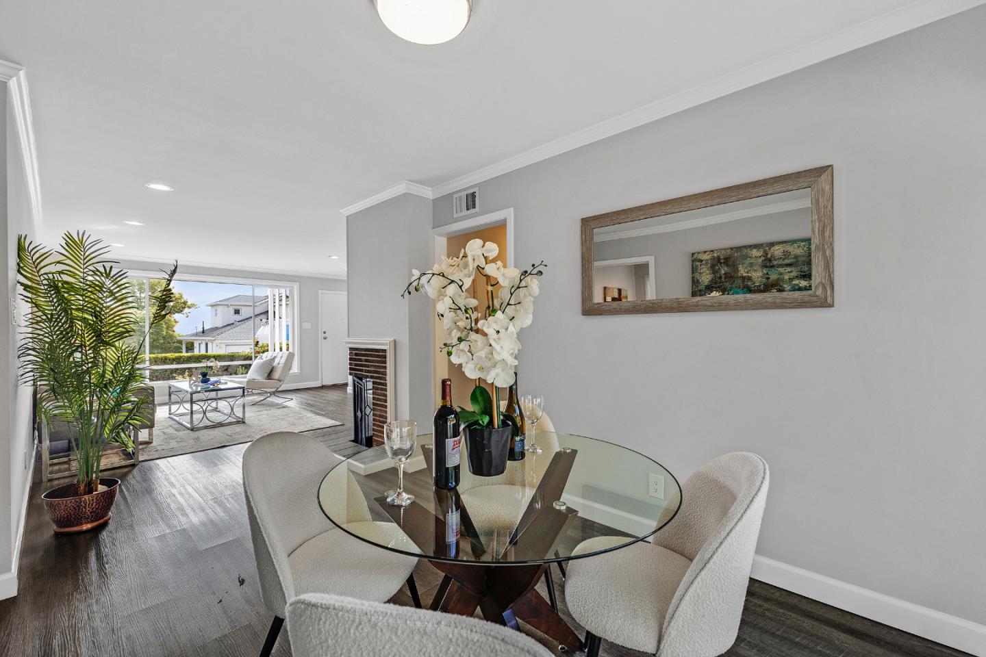 Detail Gallery Image 8 of 30 For 707 Cedar Ave, San Bruno,  CA 94066 - 3 Beds | 1 Baths
