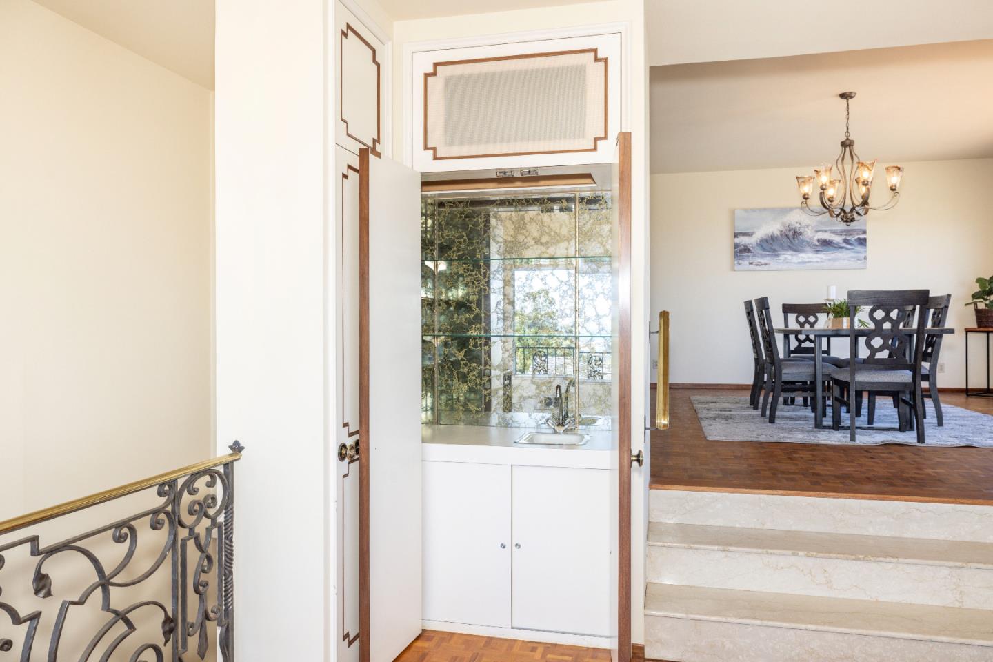 Detail Gallery Image 25 of 60 For 1822 Sebastian Dr, Burlingame,  CA 94010 - 4 Beds | 2/1 Baths
