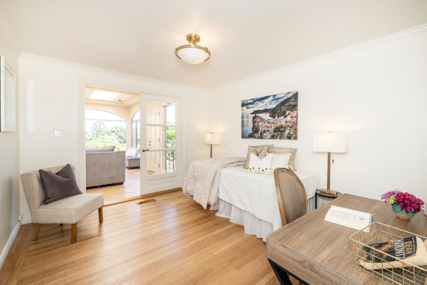 Detail Gallery Image 36 of 60 For 1822 Sebastian Dr, Burlingame,  CA 94010 - 4 Beds | 2/1 Baths