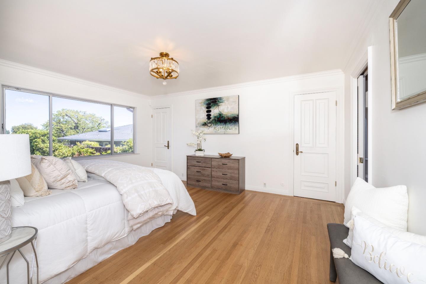 Detail Gallery Image 38 of 60 For 1822 Sebastian Dr, Burlingame,  CA 94010 - 4 Beds | 2/1 Baths