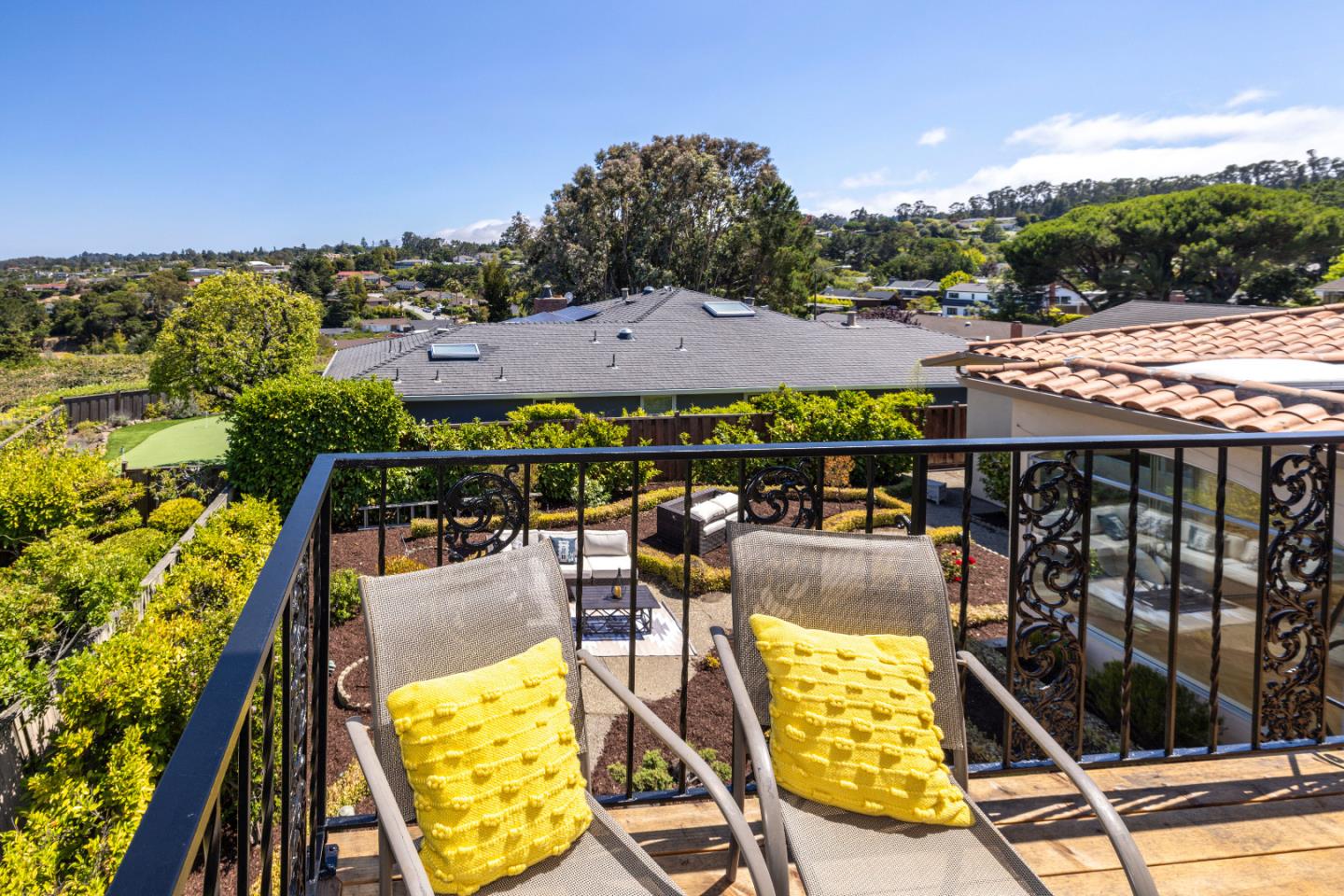 Detail Gallery Image 47 of 60 For 1822 Sebastian Dr, Burlingame,  CA 94010 - 4 Beds | 2/1 Baths