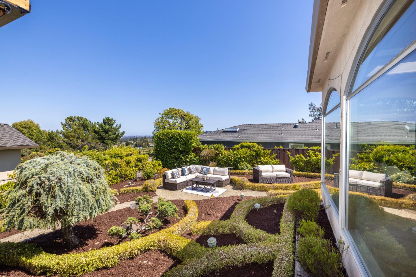 Detail Gallery Image 51 of 60 For 1822 Sebastian Dr, Burlingame,  CA 94010 - 4 Beds | 2/1 Baths