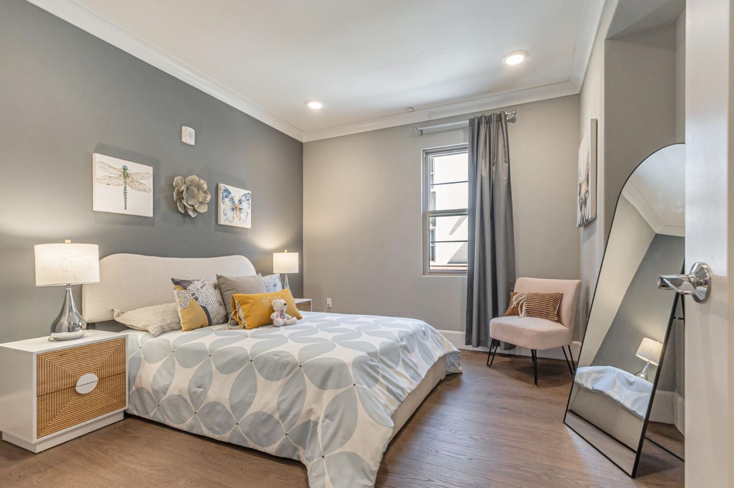 Detail Gallery Image 15 of 25 For 1057 Foxglove Pl #202,  San Jose,  CA 95131 - 3 Beds | 2/1 Baths