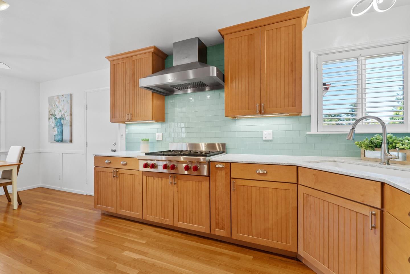Detail Gallery Image 12 of 44 For 3370 Coffee Ln, Santa Cruz,  CA 95062 - 3 Beds | 2 Baths