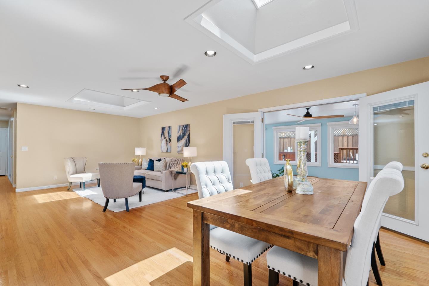 Detail Gallery Image 19 of 44 For 3370 Coffee Ln, Santa Cruz,  CA 95062 - 3 Beds | 2 Baths