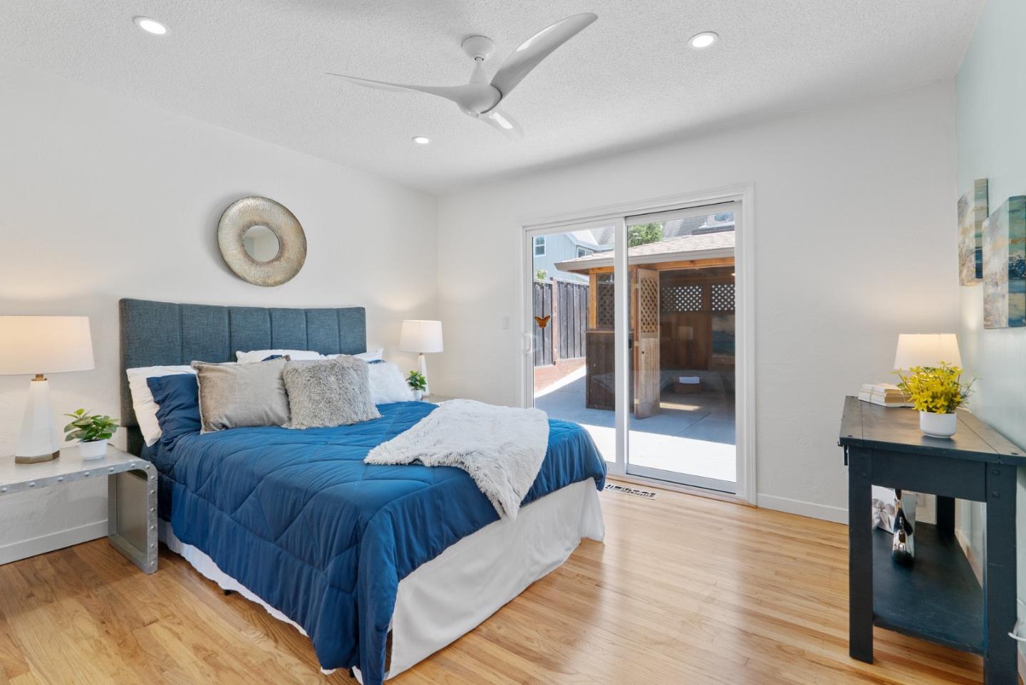 Detail Gallery Image 27 of 44 For 3370 Coffee Ln, Santa Cruz,  CA 95062 - 3 Beds | 2 Baths