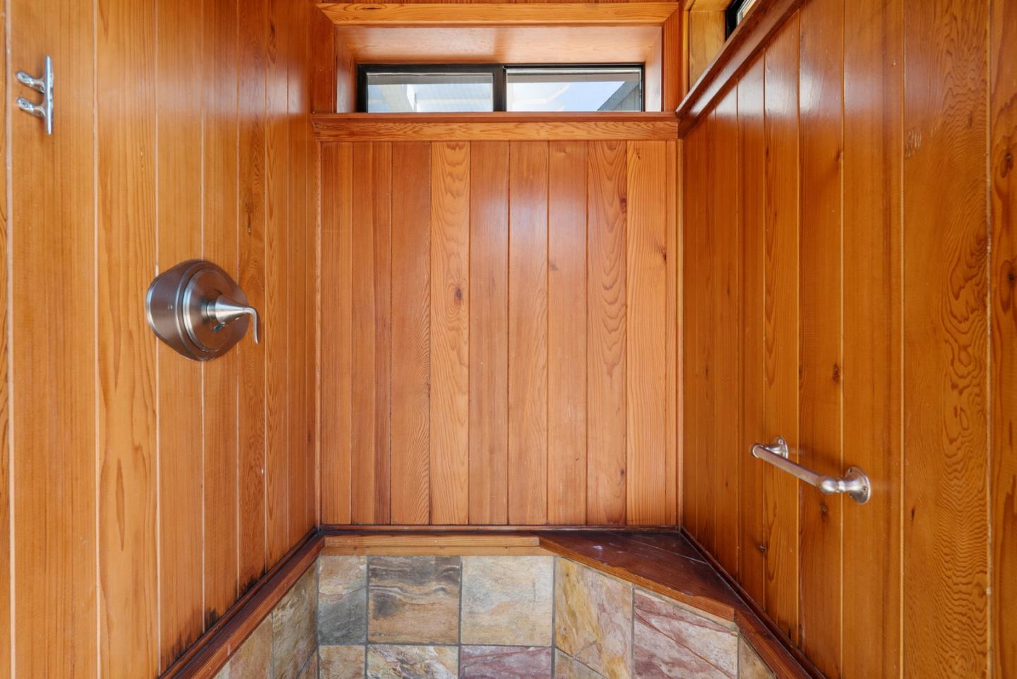 Detail Gallery Image 33 of 44 For 3370 Coffee Ln, Santa Cruz,  CA 95062 - 3 Beds | 2 Baths