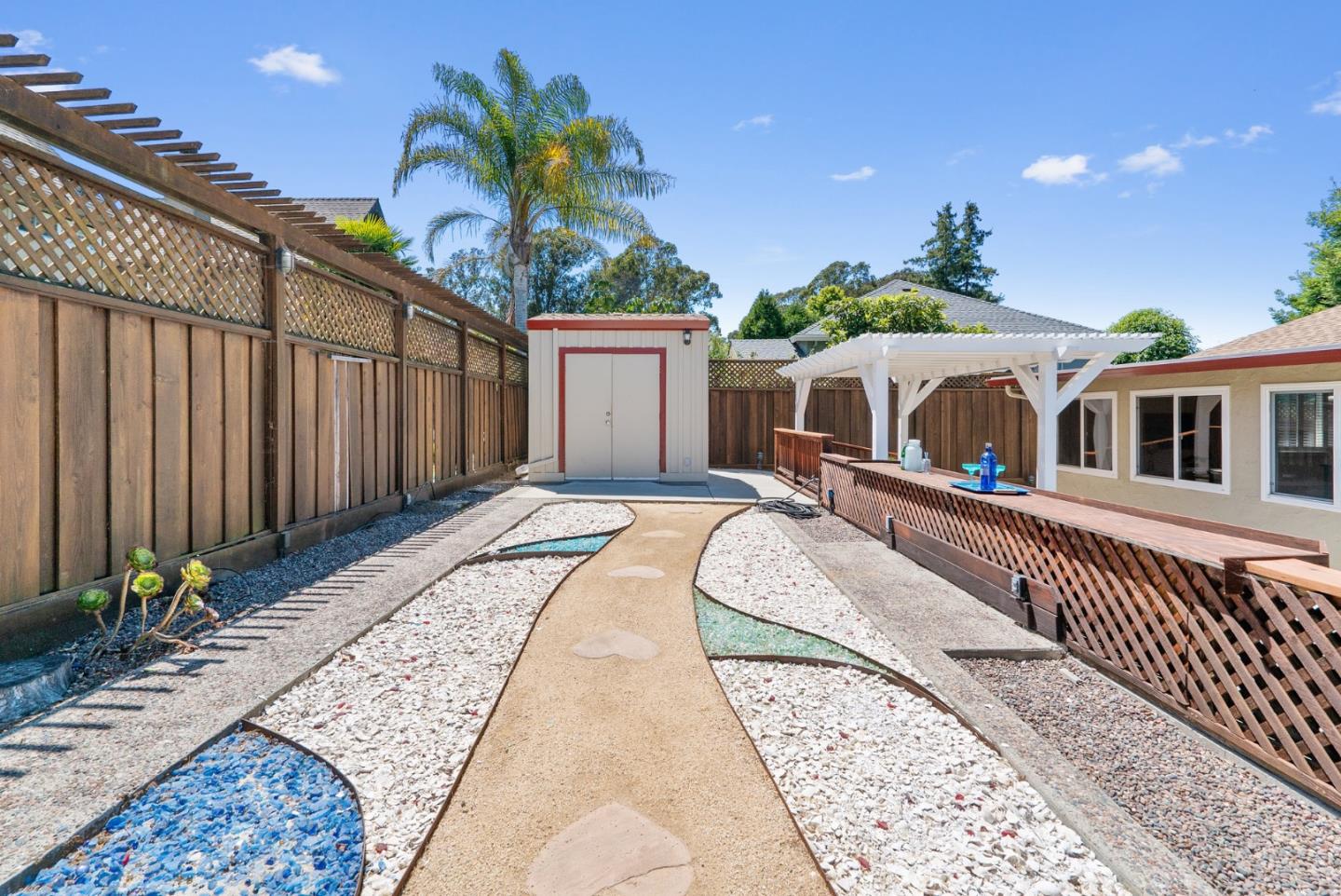 Detail Gallery Image 36 of 44 For 3370 Coffee Ln, Santa Cruz,  CA 95062 - 3 Beds | 2 Baths