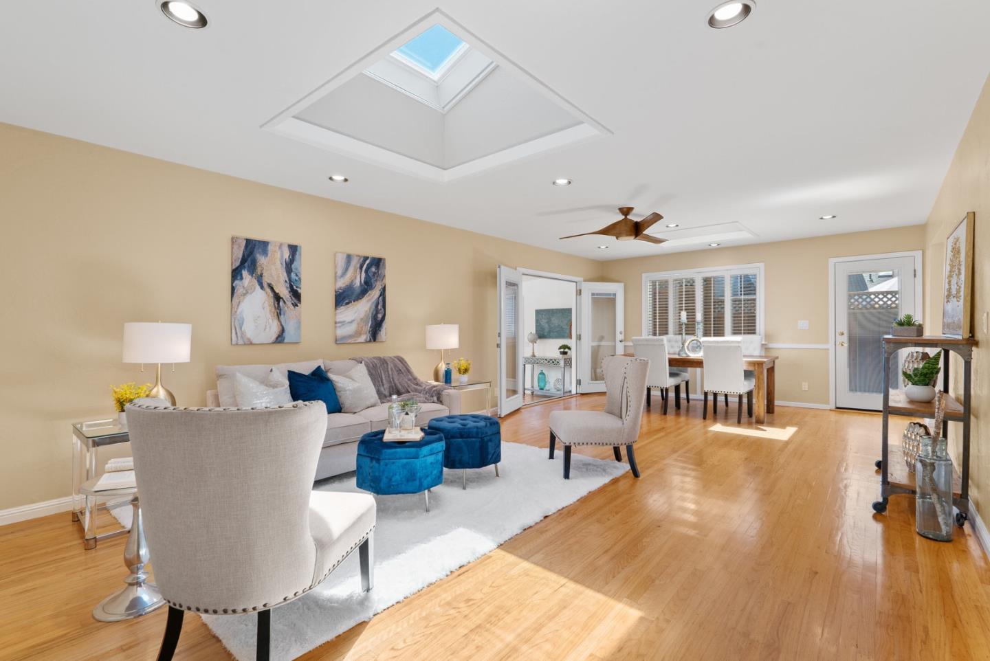 Detail Gallery Image 5 of 44 For 3370 Coffee Ln, Santa Cruz,  CA 95062 - 3 Beds | 2 Baths