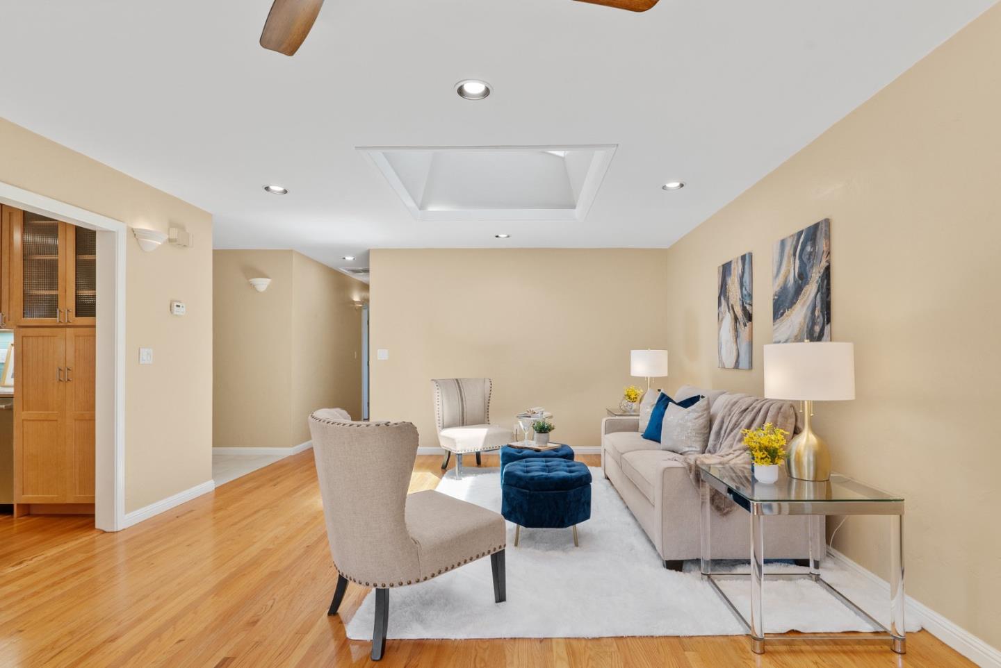 Detail Gallery Image 7 of 44 For 3370 Coffee Ln, Santa Cruz,  CA 95062 - 3 Beds | 2 Baths