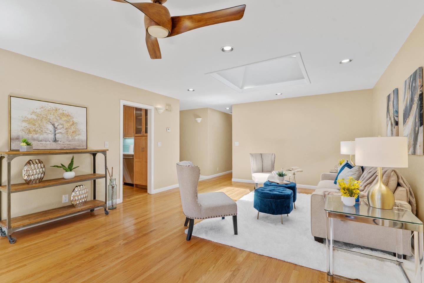 Detail Gallery Image 8 of 44 For 3370 Coffee Ln, Santa Cruz,  CA 95062 - 3 Beds | 2 Baths