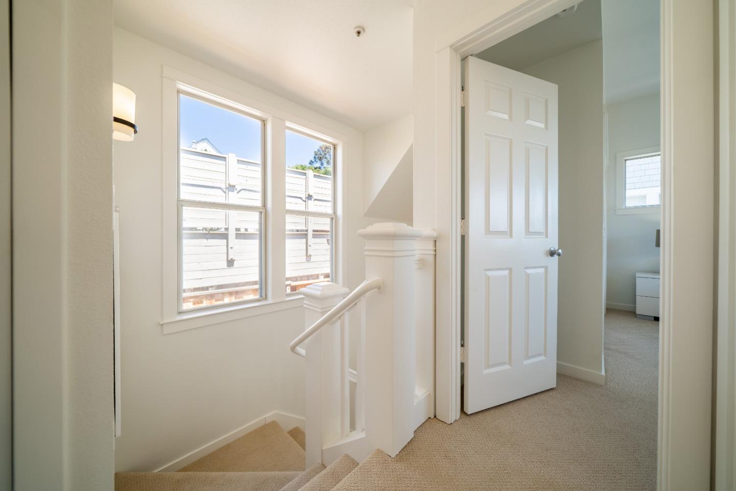 Detail Gallery Image 27 of 29 For 205 Roosevelt Ter, Santa Cruz,  CA 95060 - 2 Beds | 1/1 Baths