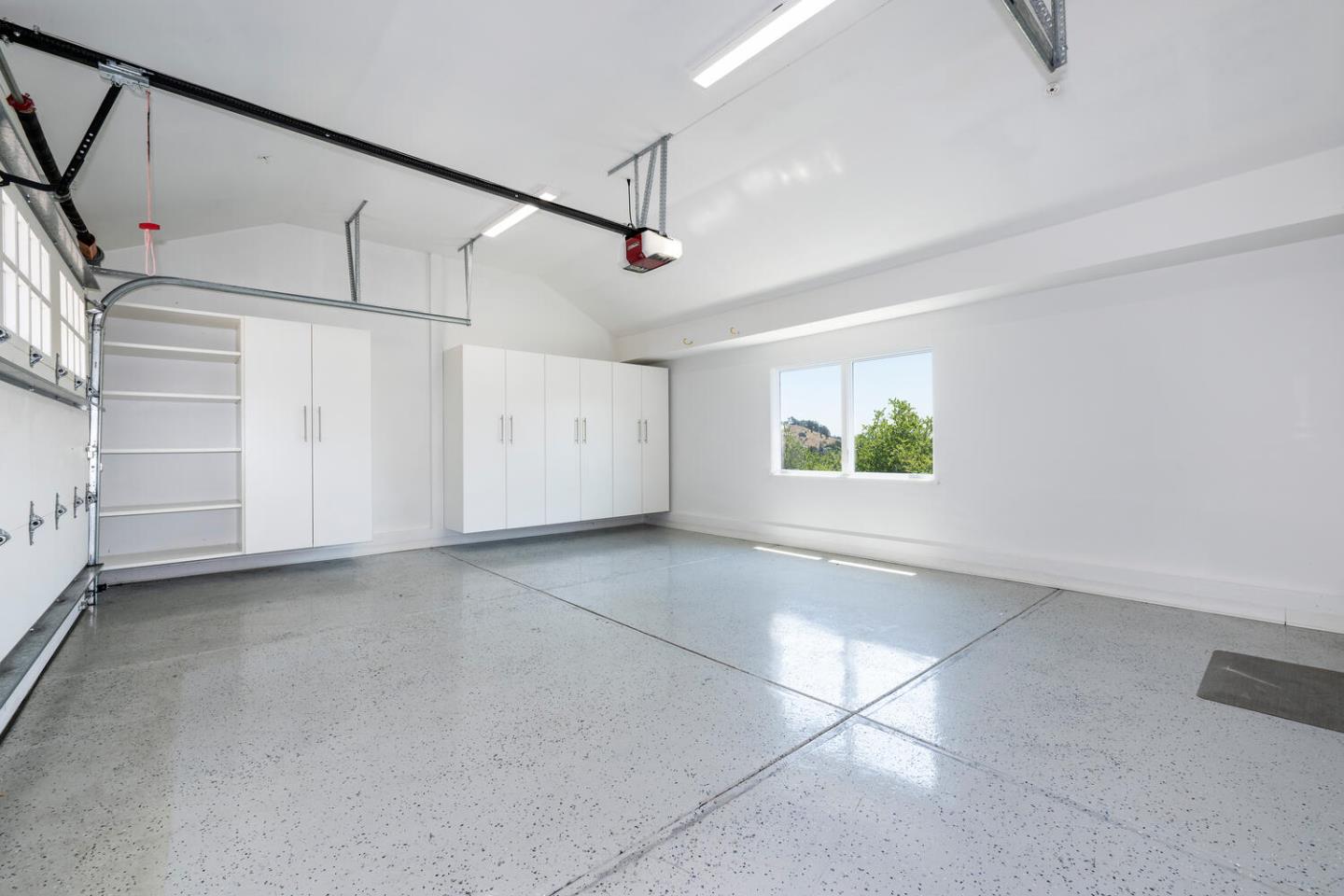 Detail Gallery Image 34 of 48 For 30 Calaveras Ct, Hillsborough,  CA 94010 - 4 Beds | 2/1 Baths