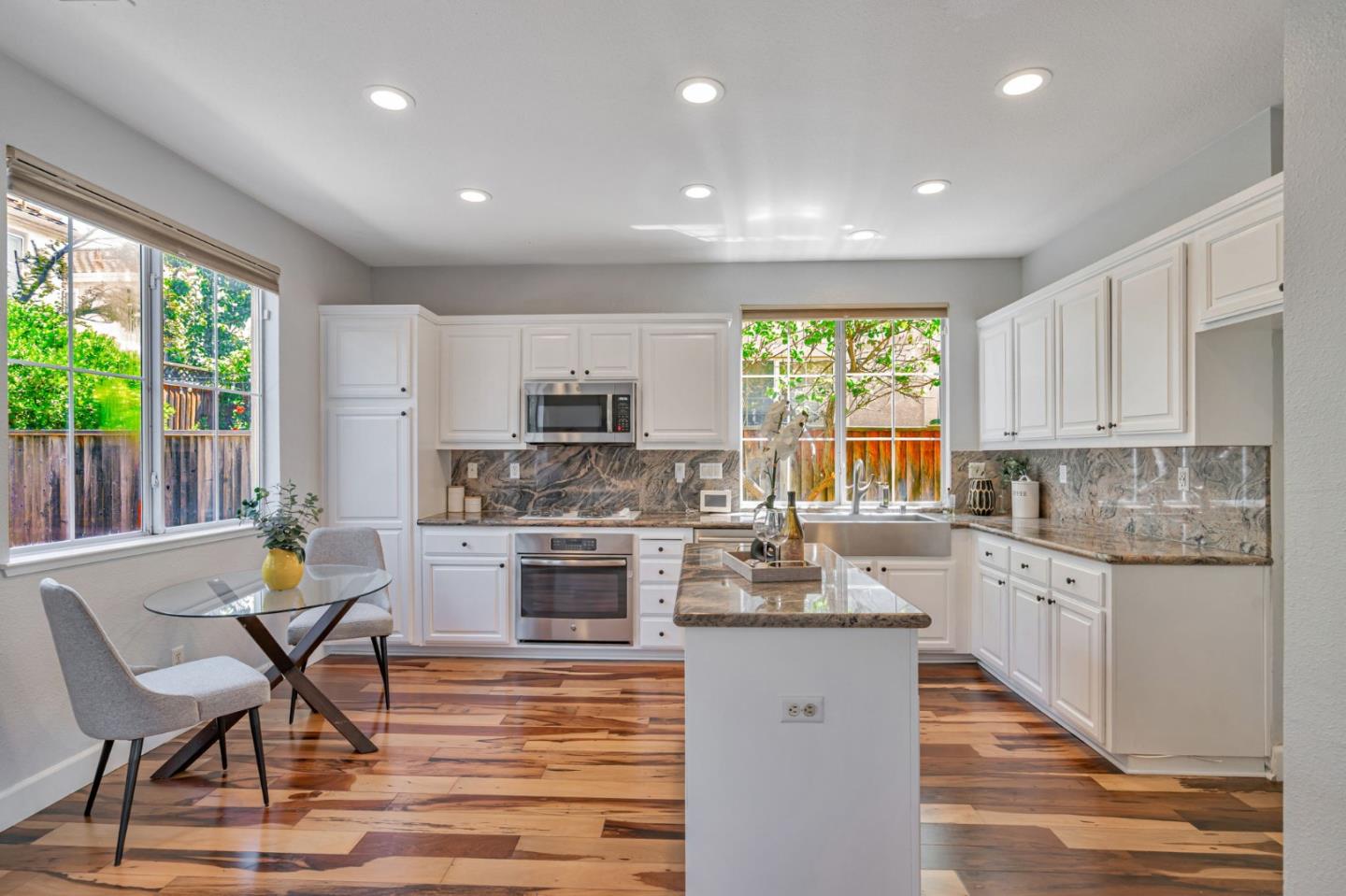Detail Gallery Image 12 of 63 For 2220 Pettigrew Dr, San Jose,  CA 95148 - 4 Beds | 2/1 Baths