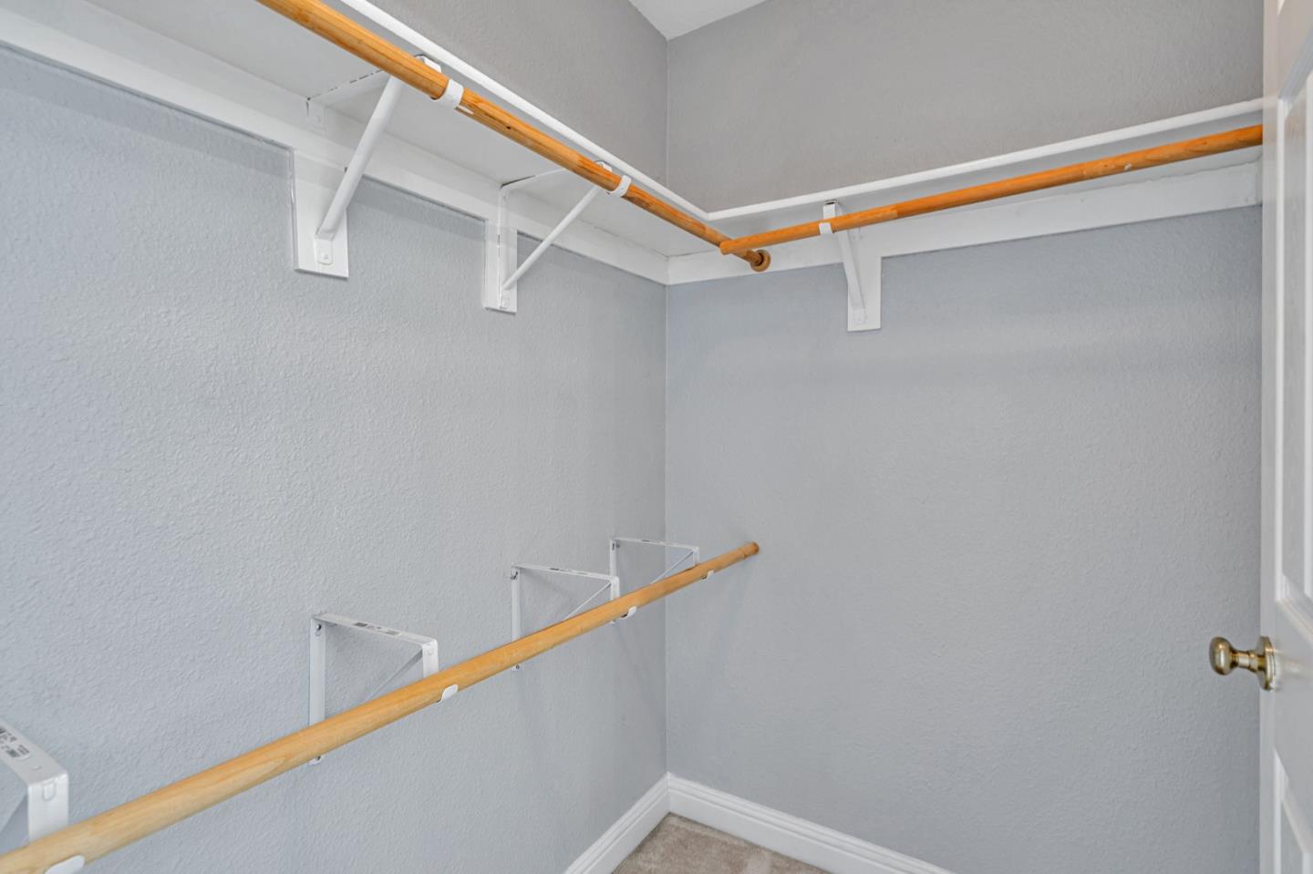 Detail Gallery Image 34 of 63 For 2220 Pettigrew Dr, San Jose,  CA 95148 - 4 Beds | 2/1 Baths