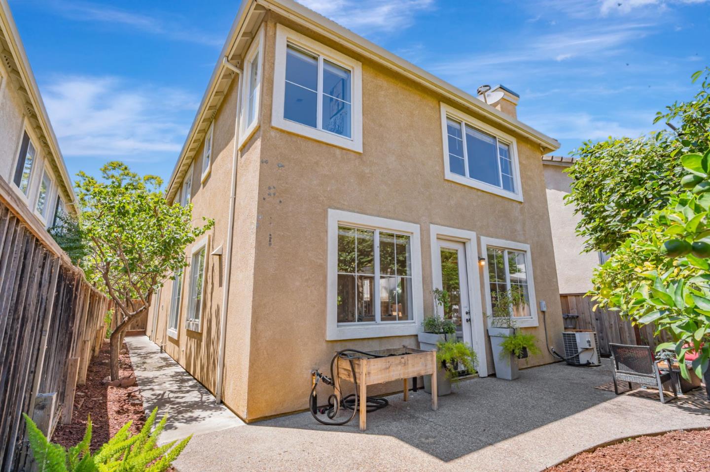 Detail Gallery Image 43 of 63 For 2220 Pettigrew Dr, San Jose,  CA 95148 - 4 Beds | 2/1 Baths