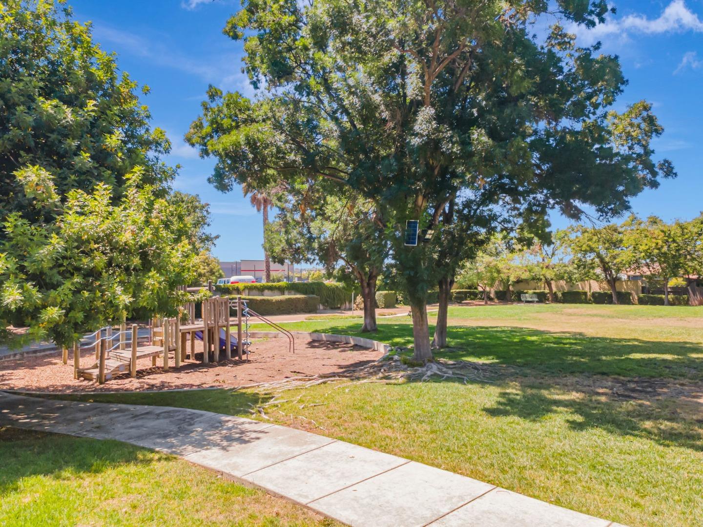 Detail Gallery Image 60 of 63 For 2220 Pettigrew Dr, San Jose,  CA 95148 - 4 Beds | 2/1 Baths