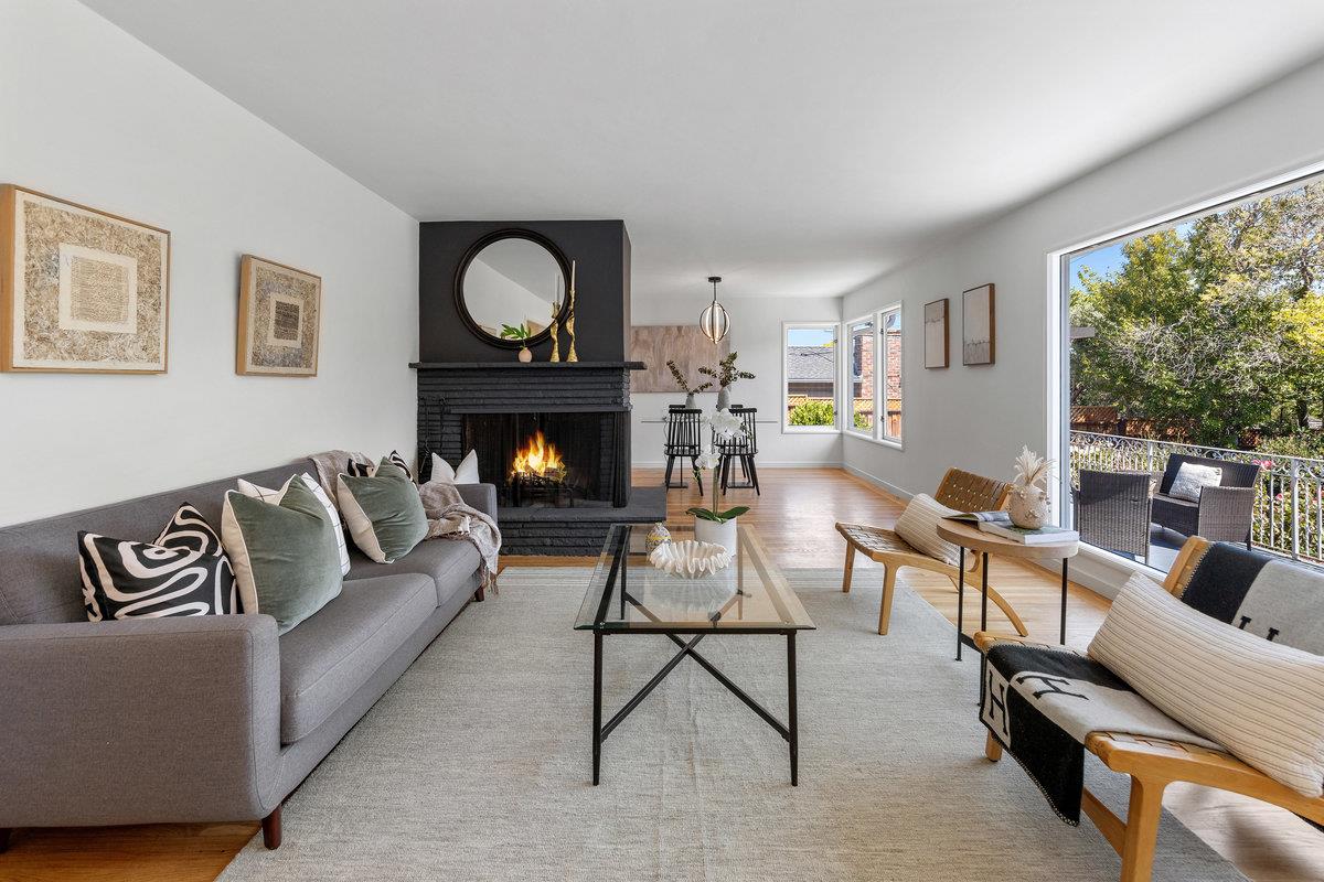 Detail Gallery Image 6 of 34 For 1202 Woodland Dr, San Mateo,  CA 94402 - 3 Beds | 2 Baths