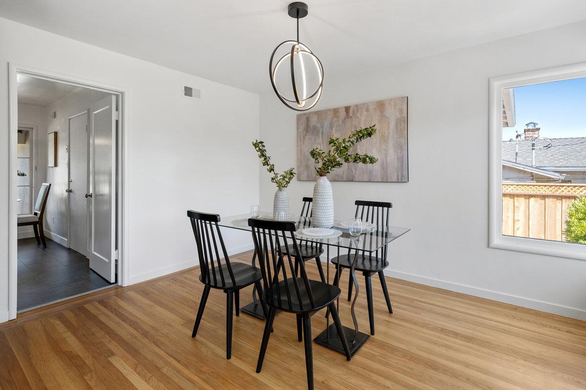 Detail Gallery Image 9 of 34 For 1202 Woodland Dr, San Mateo,  CA 94402 - 3 Beds | 2 Baths