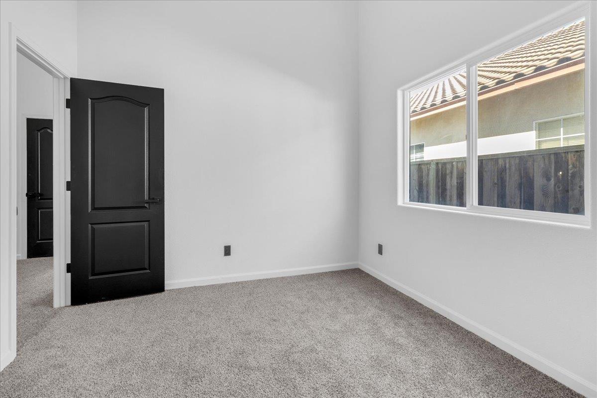 Detail Gallery Image 21 of 30 For 1250 Greenleaf Loop, Greenfield,  CA 93927 - 3 Beds | 2 Baths