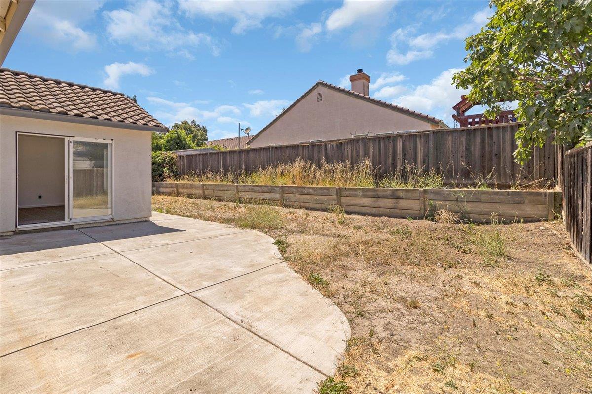 Detail Gallery Image 26 of 30 For 1250 Greenleaf Loop, Greenfield,  CA 93927 - 3 Beds | 2 Baths