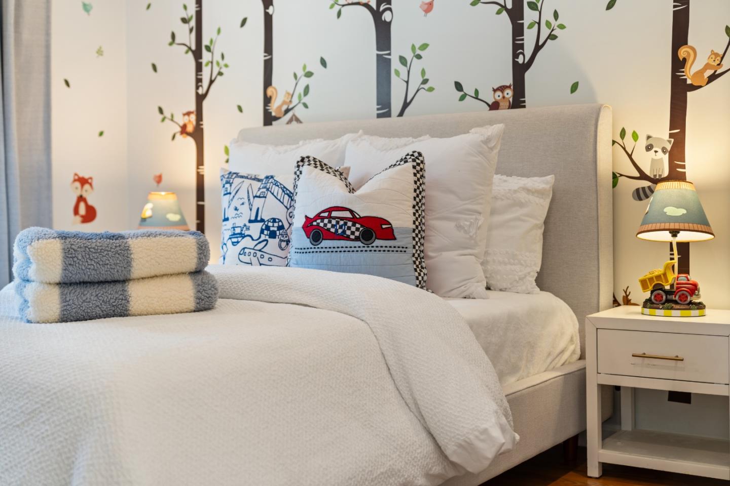 Detail Gallery Image 22 of 43 For 485 San Bruno Ave, Brisbane,  CA 94005 - 2 Beds | 1 Baths