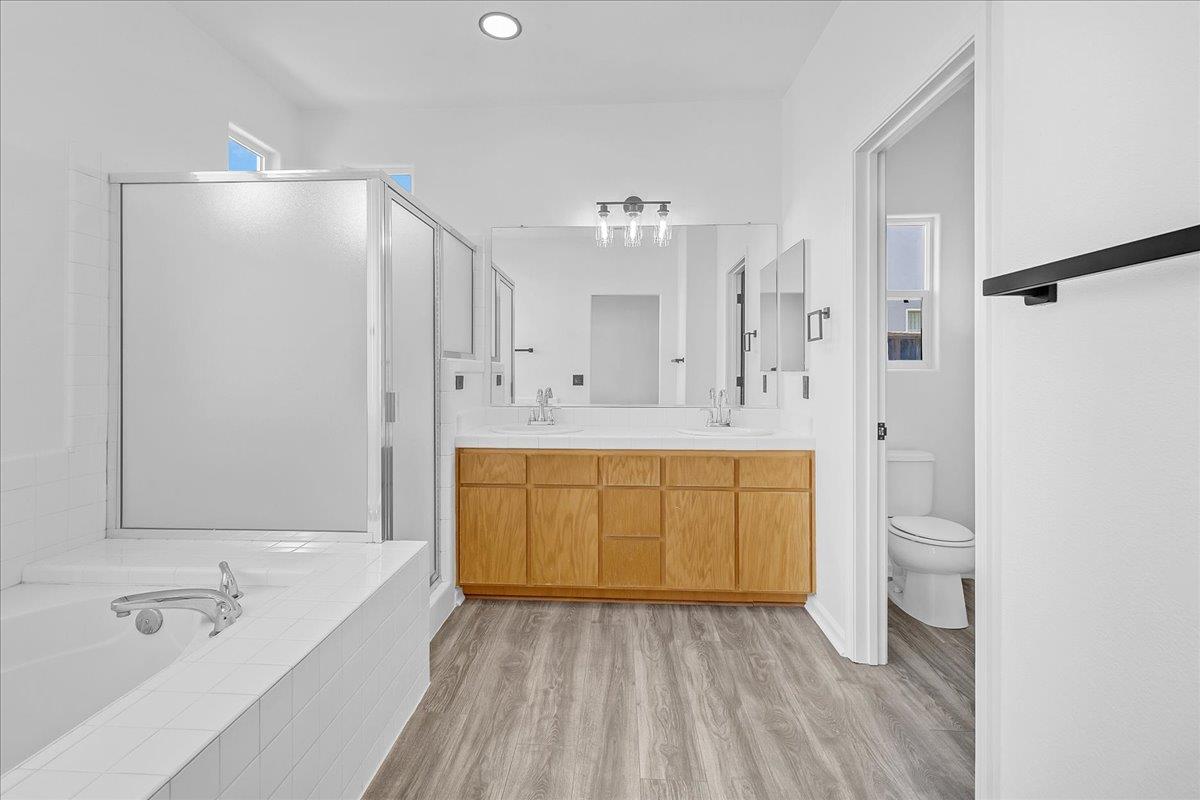 Detail Gallery Image 20 of 37 For 1233 Greenleaf Loop, Greenfield,  CA 93927 - 4 Beds | 3 Baths