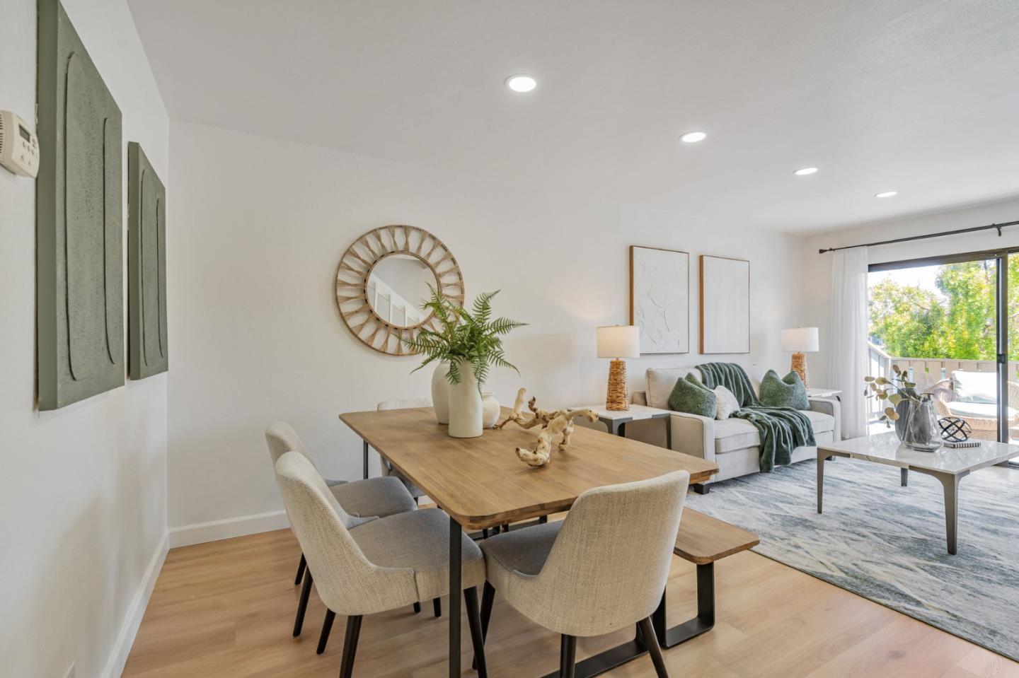 Detail Gallery Image 16 of 31 For 843 Juno Ln, Foster City,  CA 94404 - 2 Beds | 1/1 Baths
