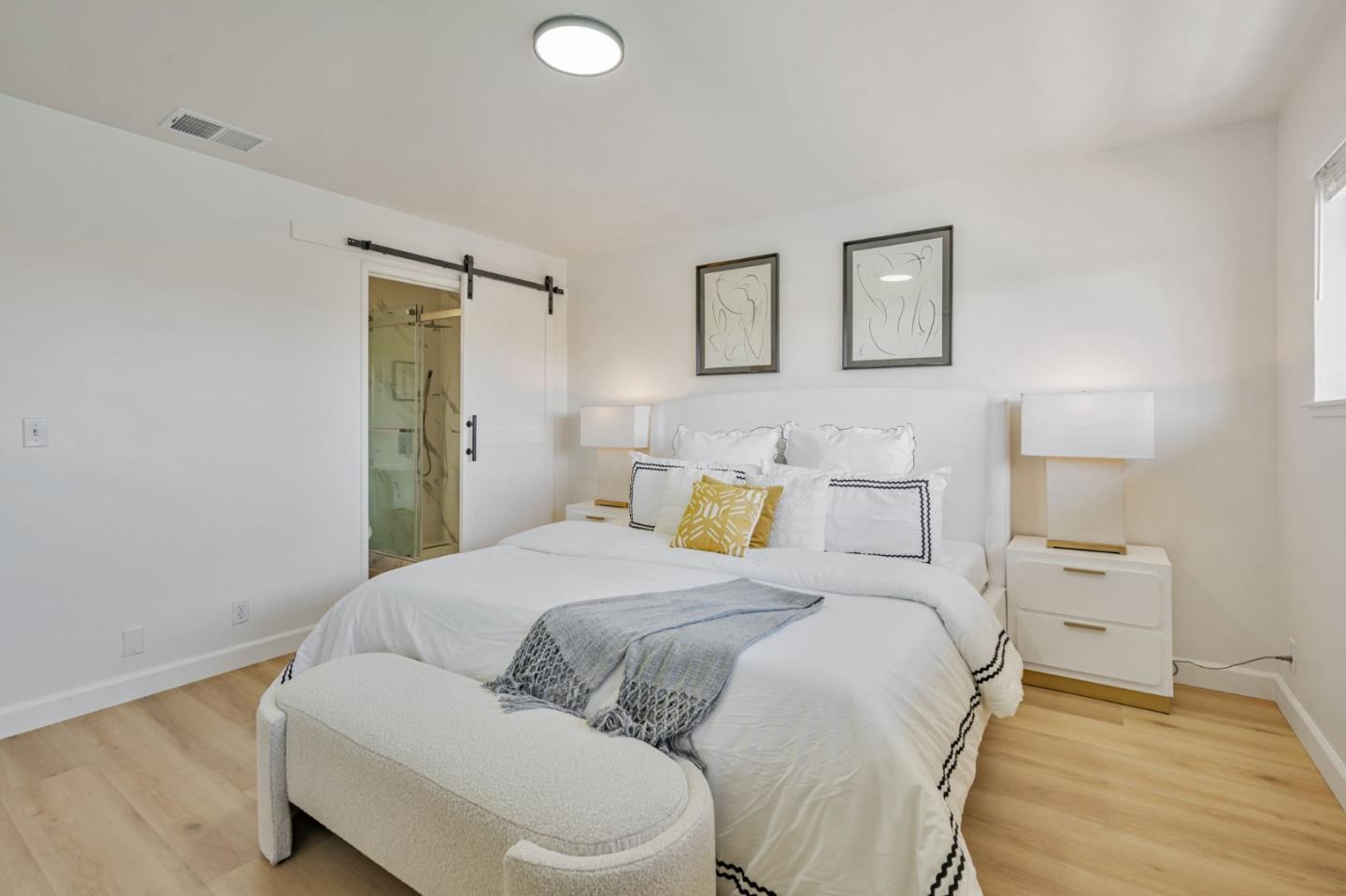 Detail Gallery Image 24 of 31 For 843 Juno Ln, Foster City,  CA 94404 - 2 Beds | 1/1 Baths