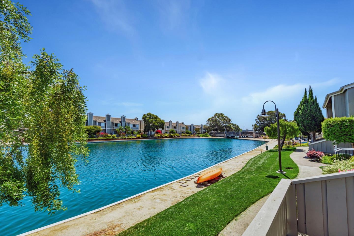 Detail Gallery Image 27 of 31 For 843 Juno Ln, Foster City,  CA 94404 - 2 Beds | 1/1 Baths