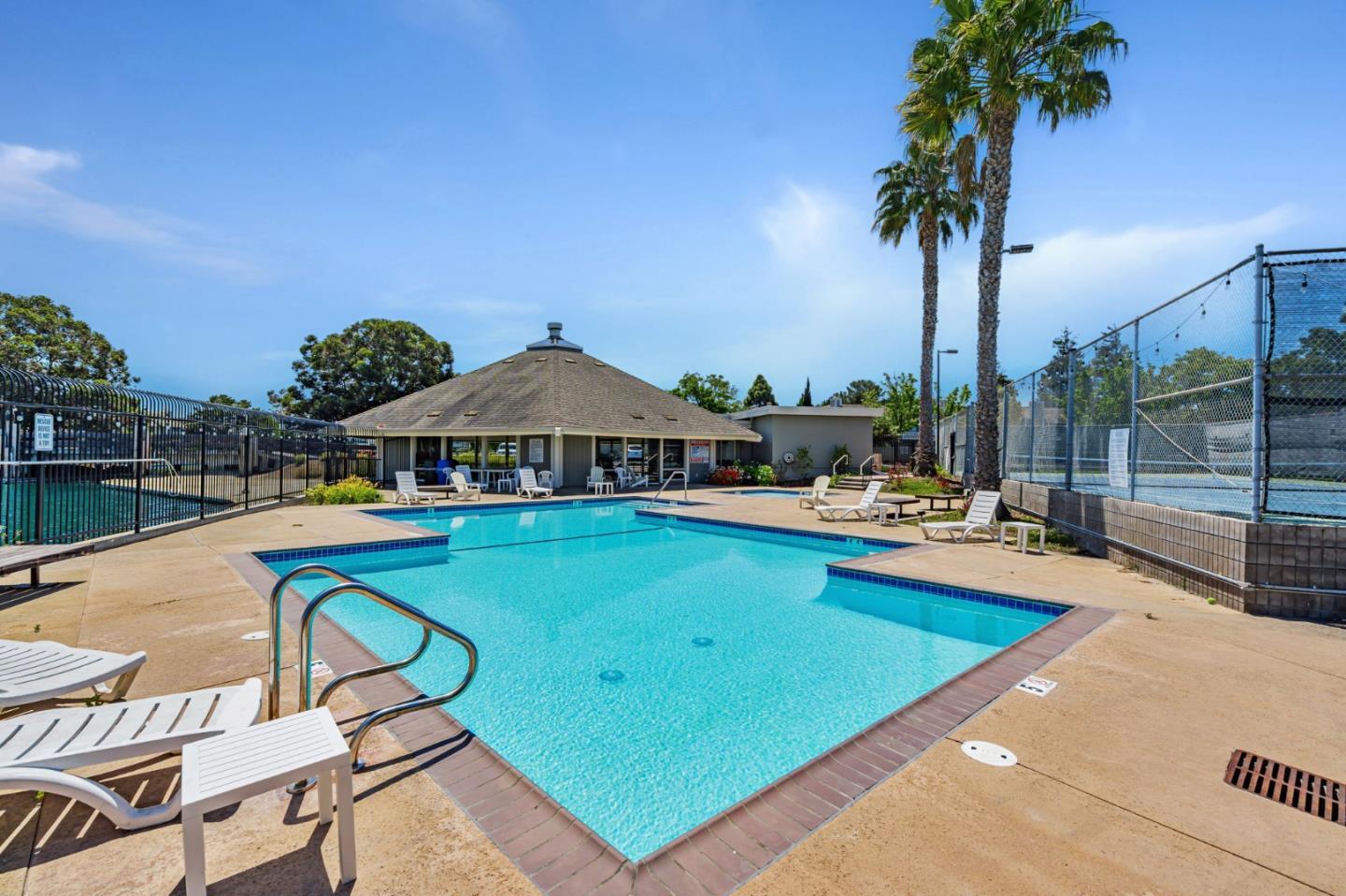Detail Gallery Image 31 of 31 For 843 Juno Ln, Foster City,  CA 94404 - 2 Beds | 1/1 Baths