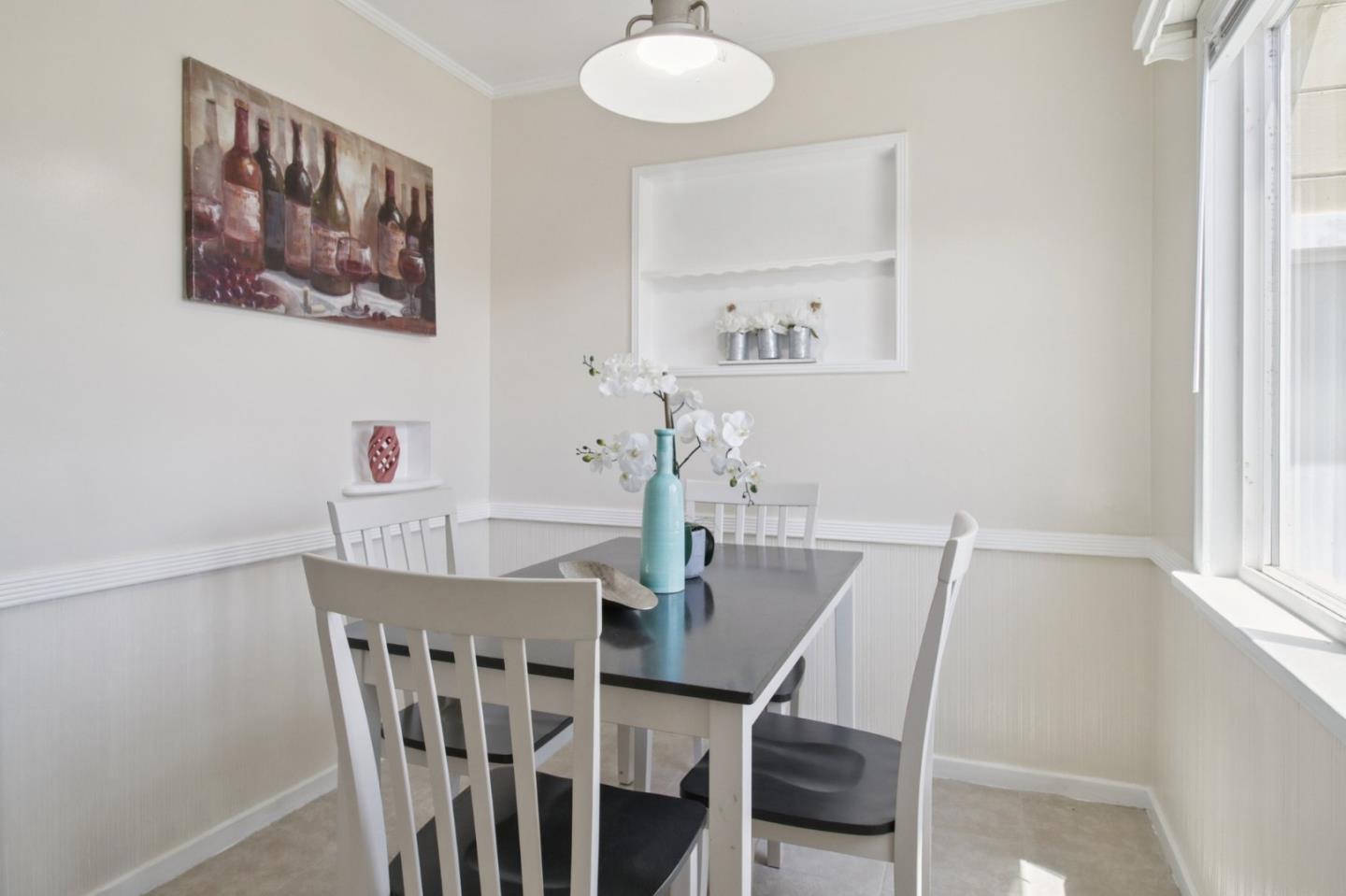 Detail Gallery Image 13 of 26 For 409 Chestnut Ave, San Bruno,  CA 94066 - 2 Beds | 1 Baths