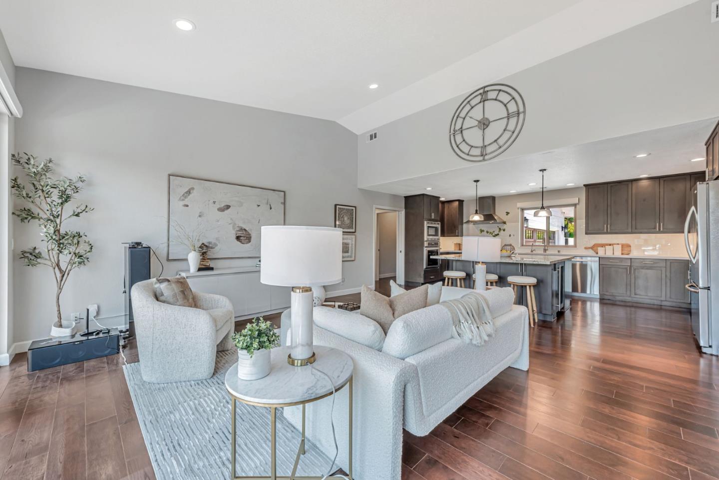 Detail Gallery Image 7 of 56 For 21298 Maria Ln, Saratoga,  CA 95070 - 4 Beds | 3 Baths