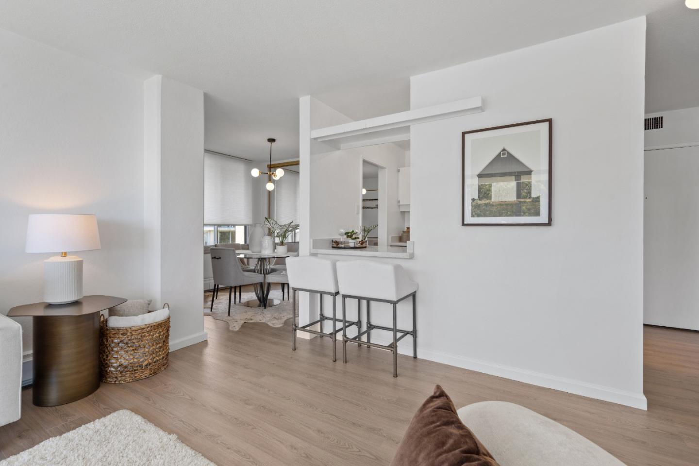 Detail Gallery Image 17 of 82 For 300 Davey Glen Rd #3928,  Belmont,  CA 94002 - 1 Beds | 1 Baths