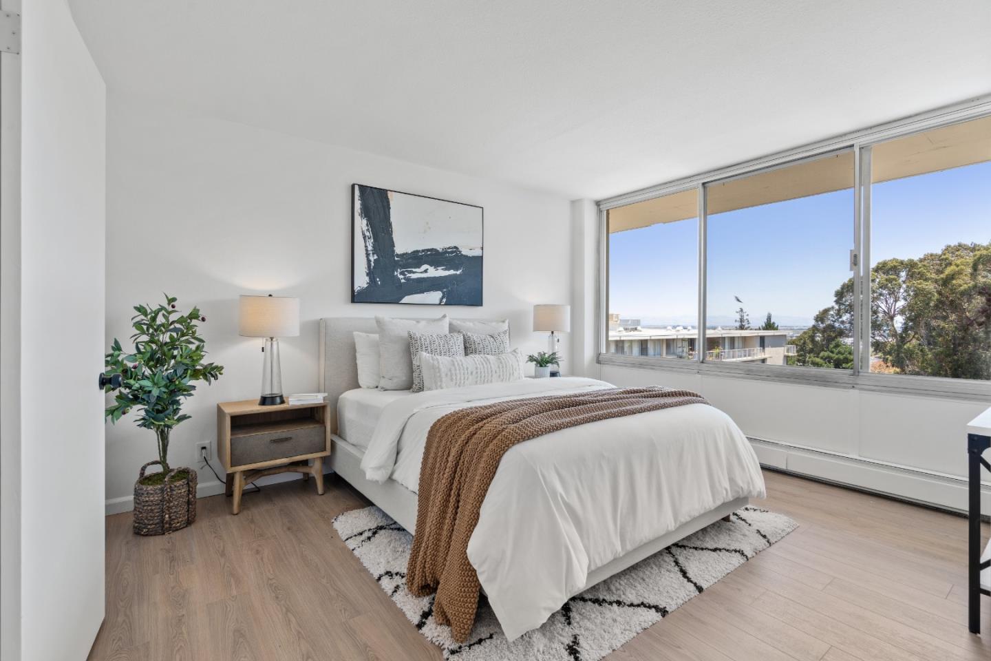 Detail Gallery Image 27 of 82 For 300 Davey Glen Rd #3928,  Belmont,  CA 94002 - 1 Beds | 1 Baths