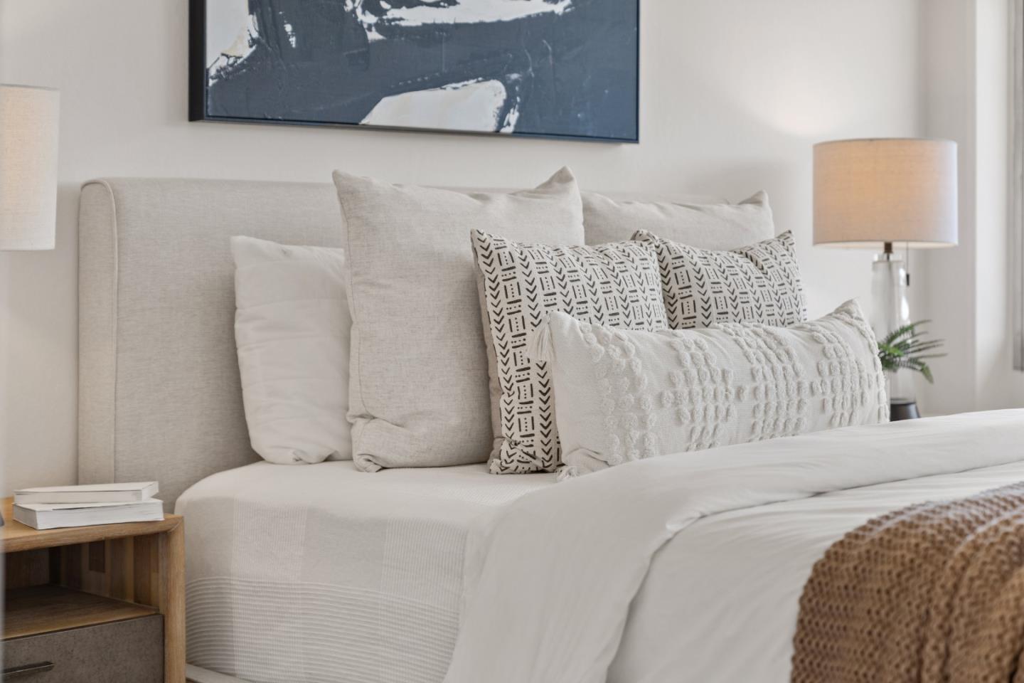 Detail Gallery Image 28 of 82 For 300 Davey Glen Rd #3928,  Belmont,  CA 94002 - 1 Beds | 1 Baths