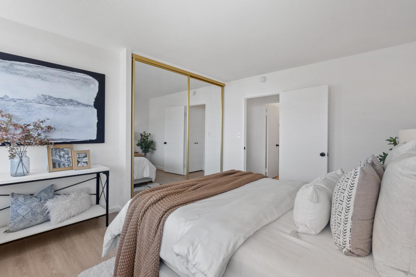 Detail Gallery Image 30 of 82 For 300 Davey Glen Rd #3928,  Belmont,  CA 94002 - 1 Beds | 1 Baths