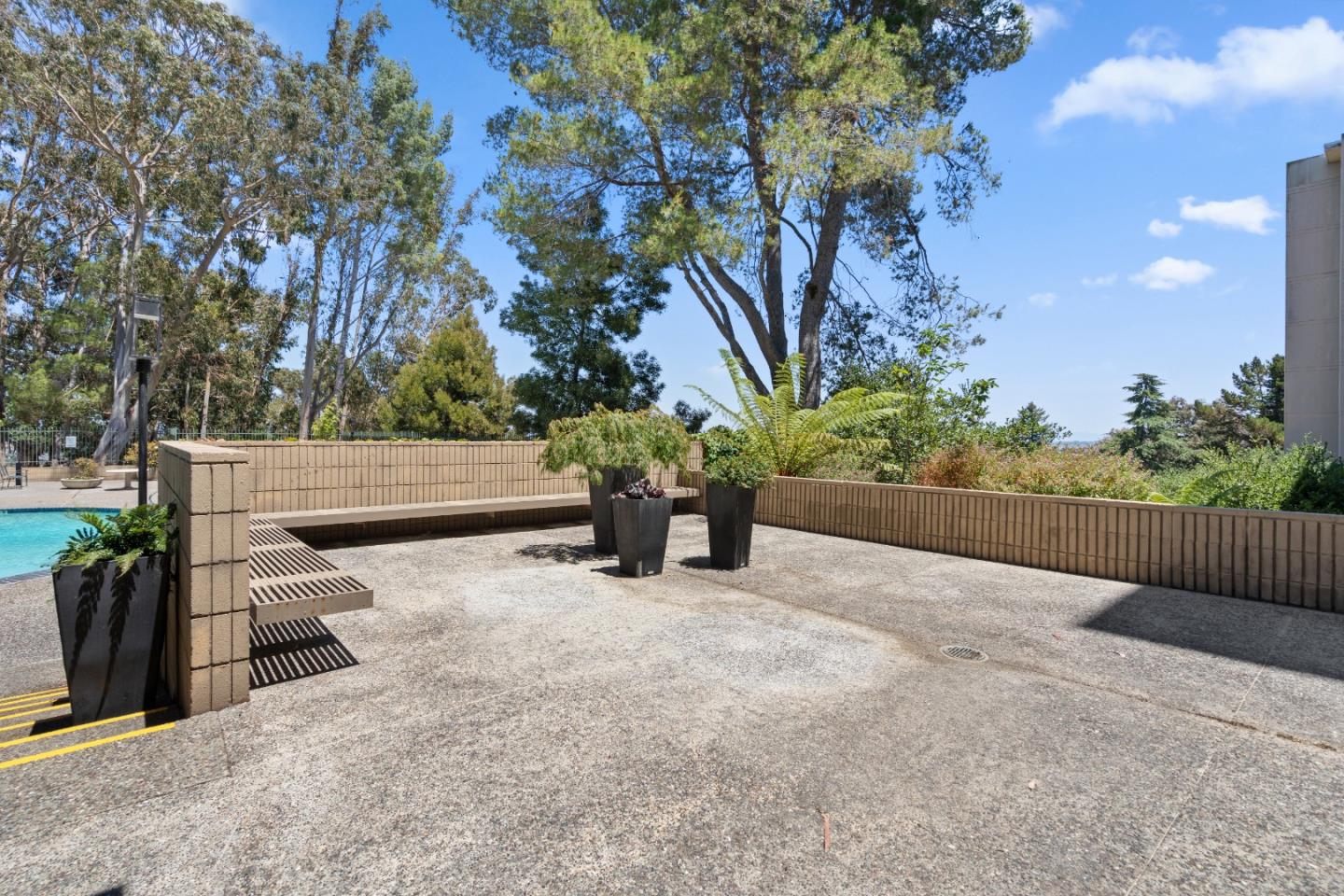 Detail Gallery Image 52 of 82 For 300 Davey Glen Rd #3928,  Belmont,  CA 94002 - 1 Beds | 1 Baths
