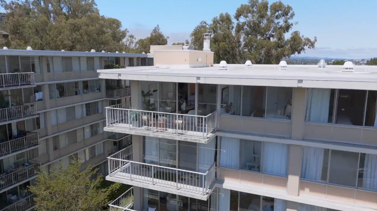 Detail Gallery Image 66 of 82 For 300 Davey Glen Rd #3928,  Belmont,  CA 94002 - 1 Beds | 1 Baths
