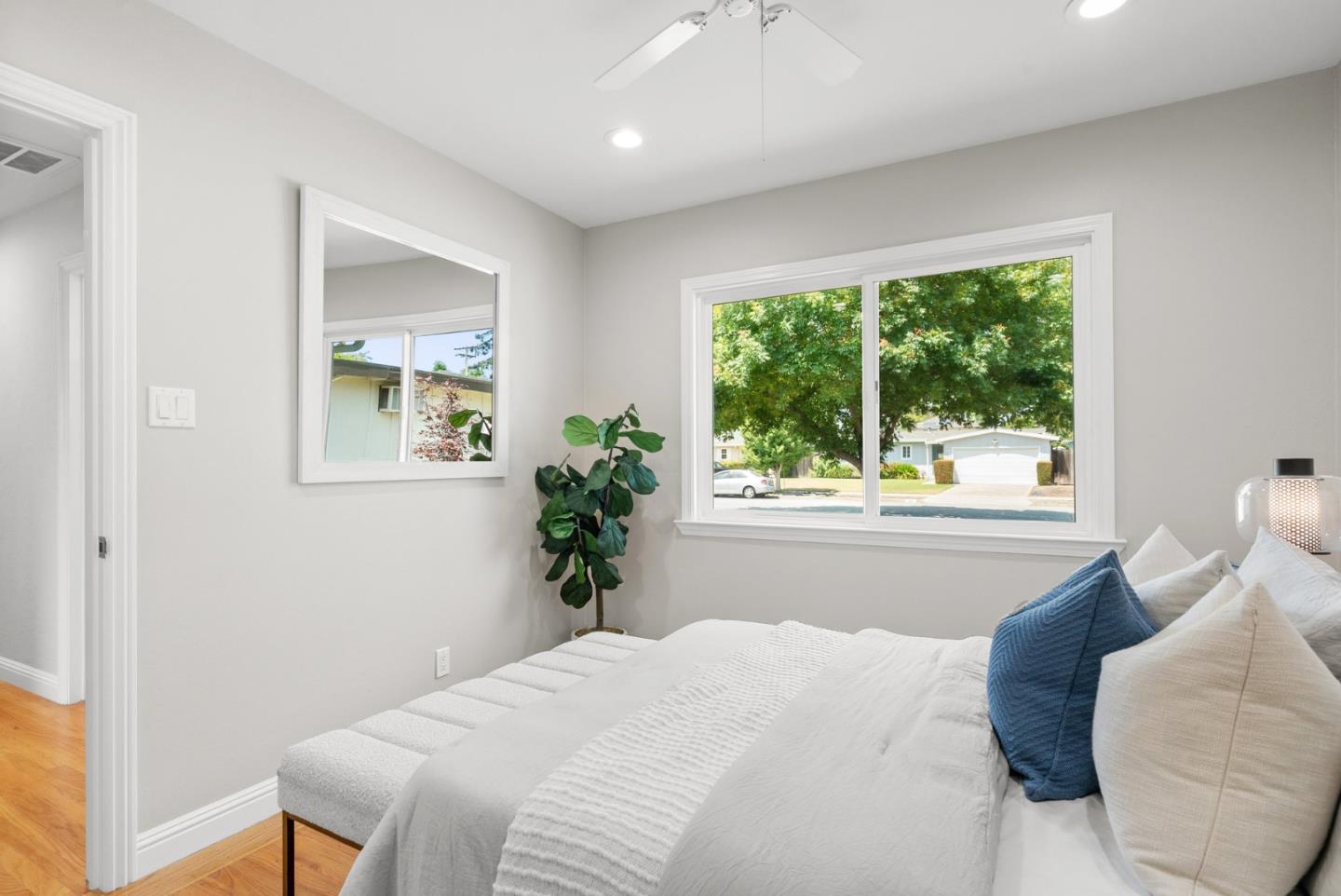 Detail Gallery Image 22 of 38 For 776 Pineview Dr, San Jose,  CA 95117 - 3 Beds | 2 Baths