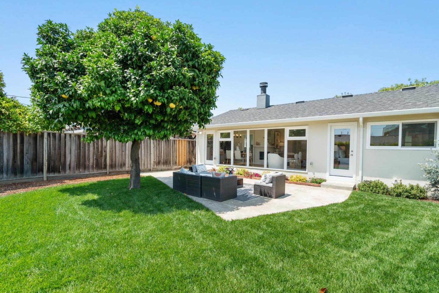 Detail Gallery Image 35 of 38 For 776 Pineview Dr, San Jose,  CA 95117 - 3 Beds | 2 Baths