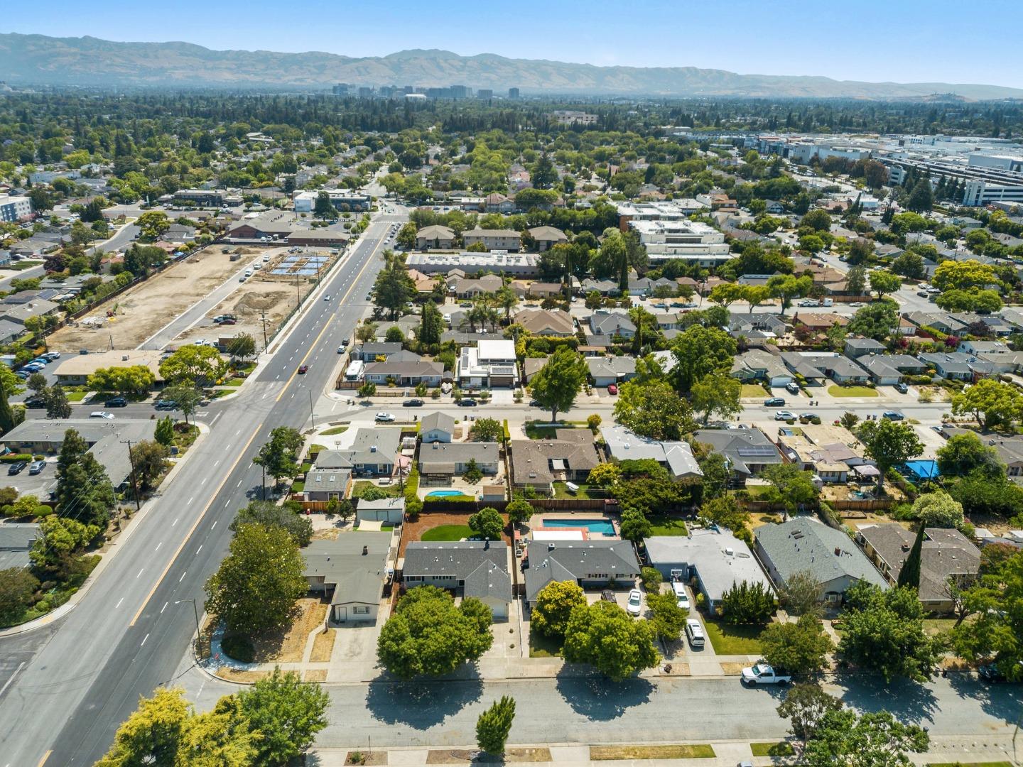 Detail Gallery Image 38 of 38 For 776 Pineview Dr, San Jose,  CA 95117 - 3 Beds | 2 Baths