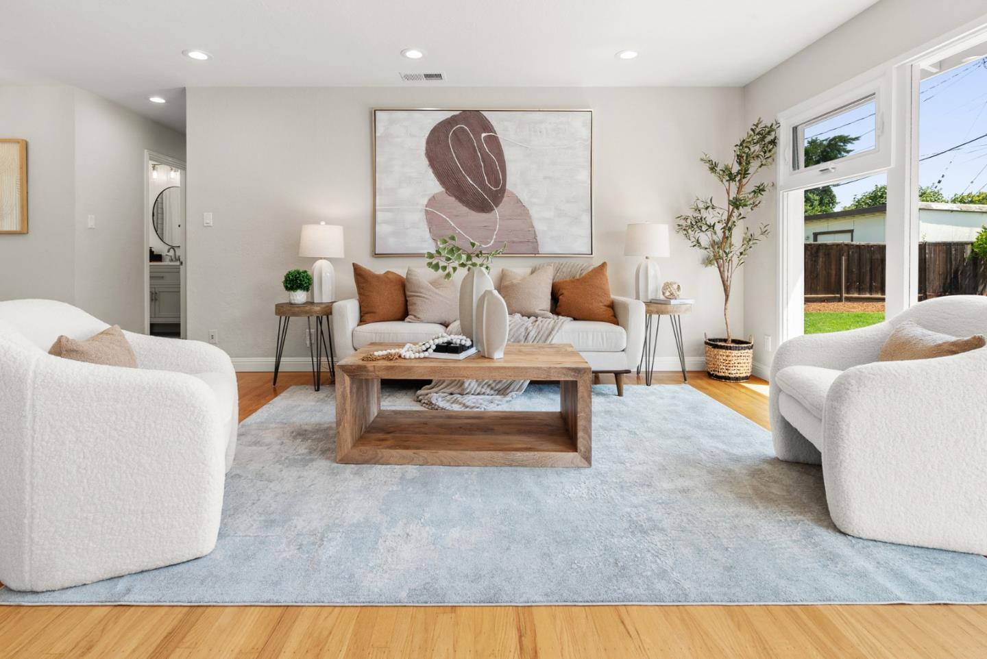 Detail Gallery Image 6 of 38 For 776 Pineview Dr, San Jose,  CA 95117 - 3 Beds | 2 Baths