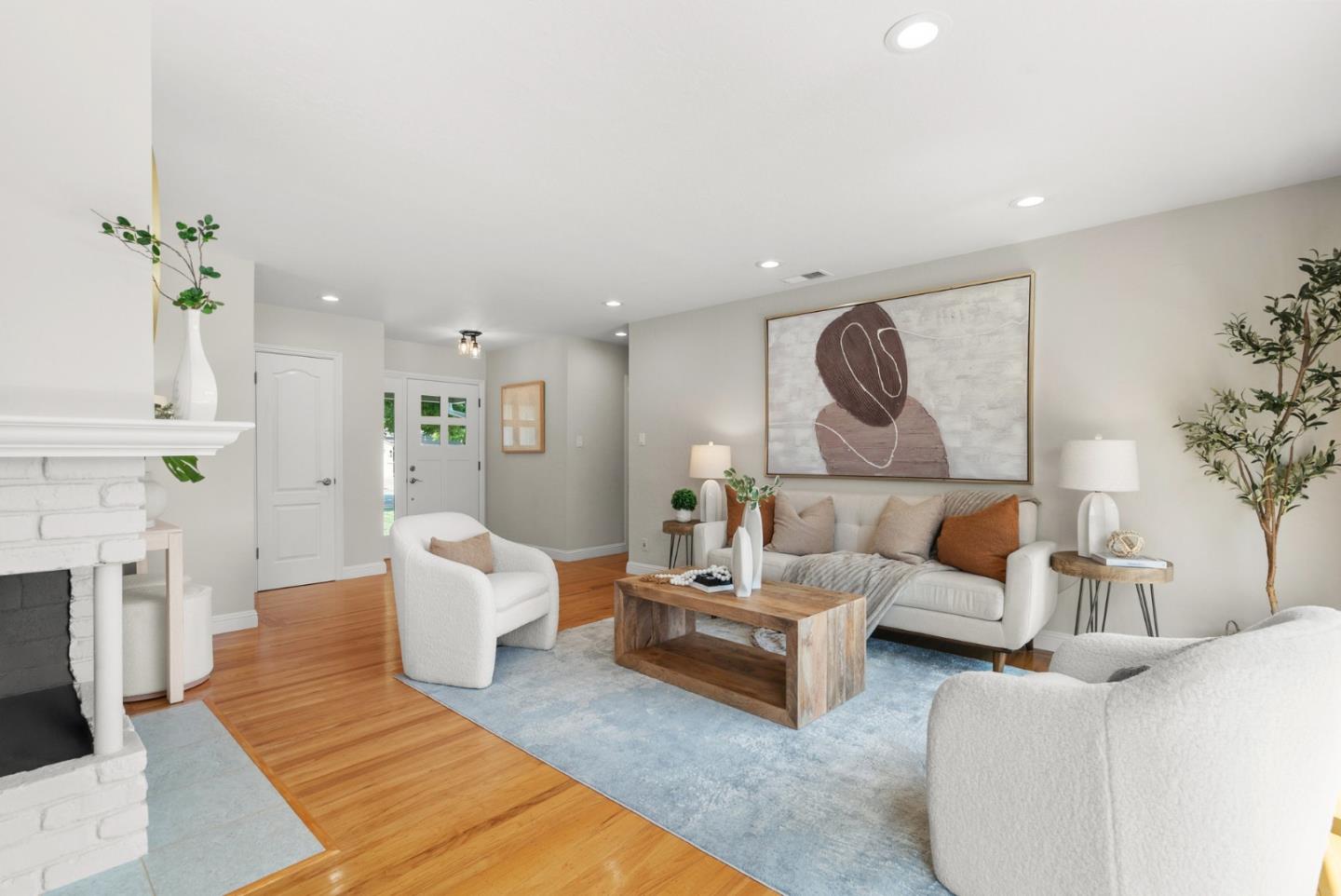 Detail Gallery Image 7 of 38 For 776 Pineview Dr, San Jose,  CA 95117 - 3 Beds | 2 Baths