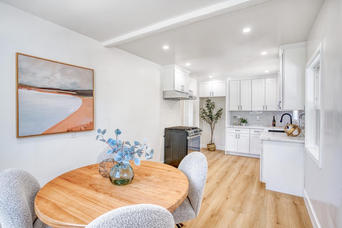 Detail Gallery Image 11 of 30 For 1546 Whitton Ave, San Jose,  CA 95116 - 3 Beds | 2 Baths