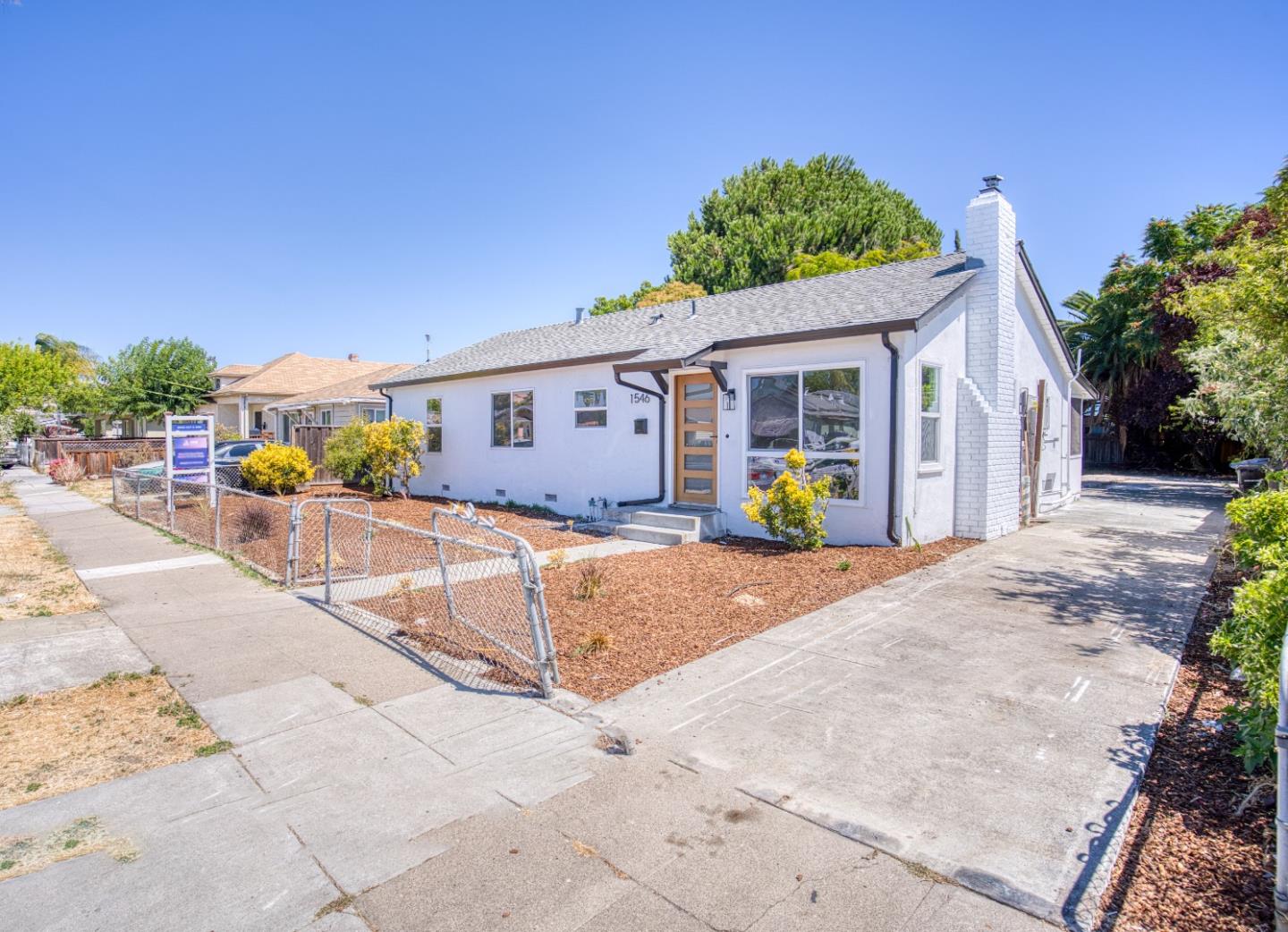 Detail Gallery Image 27 of 30 For 1546 Whitton Ave, San Jose,  CA 95116 - 3 Beds | 2 Baths
