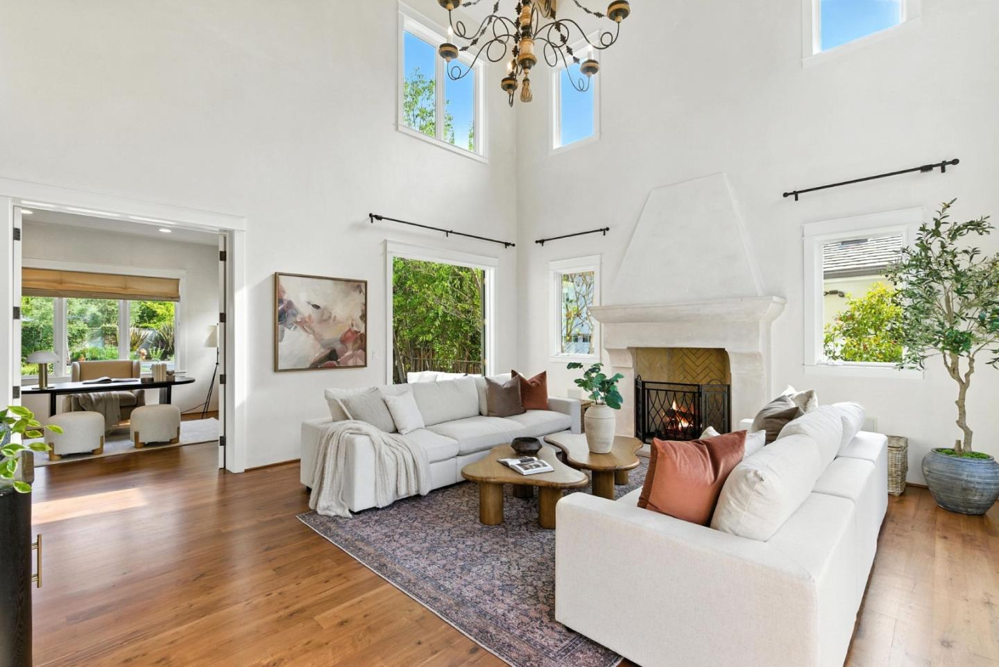 Detail Gallery Image 10 of 76 For 45 Sneckner Ct, Menlo Park,  CA 94025 - 5 Beds | 3/2 Baths