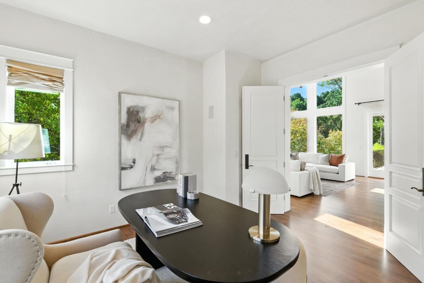 Detail Gallery Image 12 of 76 For 45 Sneckner Ct, Menlo Park,  CA 94025 - 5 Beds | 3/2 Baths