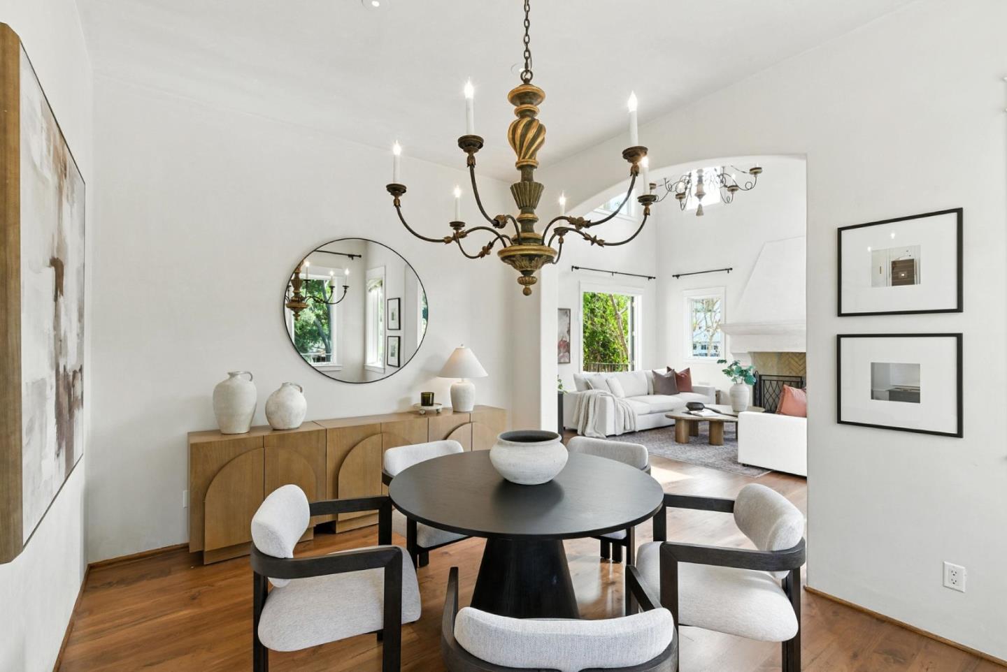 Detail Gallery Image 14 of 76 For 45 Sneckner Ct, Menlo Park,  CA 94025 - 5 Beds | 3/2 Baths